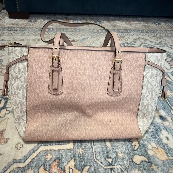 Michael Kors Pink and Cream Tote Bag - Picture 2 of 8